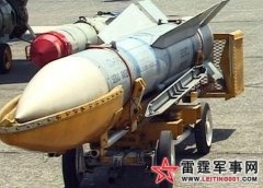 AIM-54A/C �Ͳ����B�Ռ��Ռ���